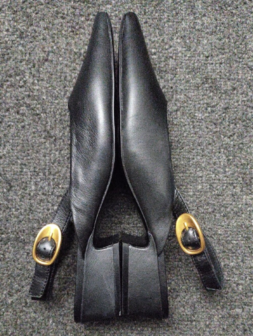 Steve Madden "Darvy" Black Slingback Flats with Gold Buckle - Picture 6 of 11
